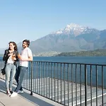 Lake Como Beach Hostel Domaso