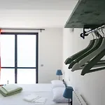 Ostello Lake Como Beach Hostel