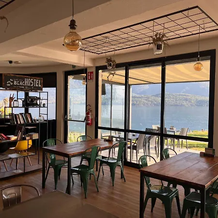 بيت شباب Lake Como Beach Hostel