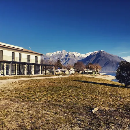 Hostel Lake Como Beach Hostel