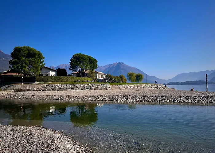 Lake Como Beach Hostel *