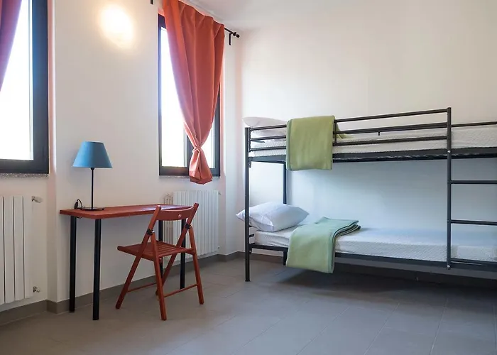 Hostel Lake Como Beach Hostel Domaso