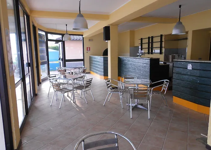 Lake Como Beach Hostel Domaso