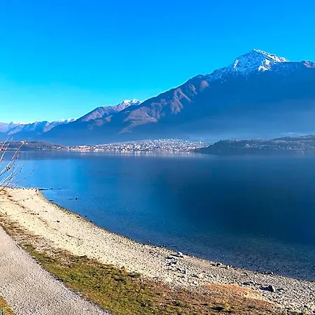 Lake Como Beach Hostel *
