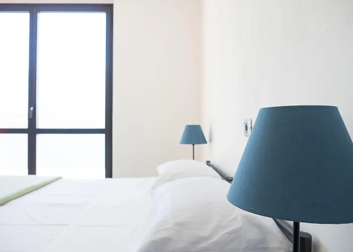 Хостел Lake Como Beach Hostel