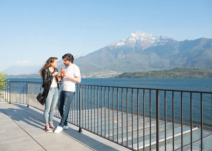 Lake Como Beach Hostel *