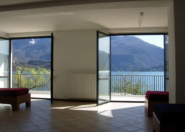 Lake Como Beach Hostel