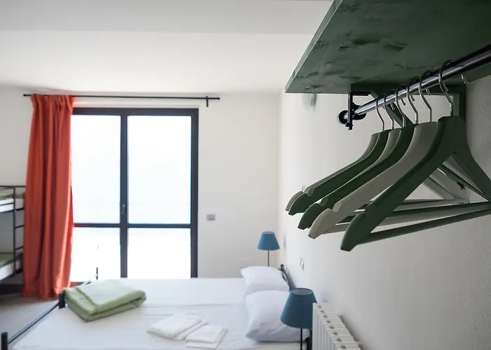 호스텔 Lake Como Beach Hostel