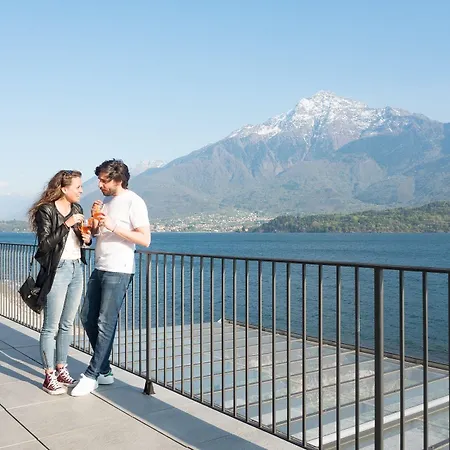 Lake Como Beach Hostel *