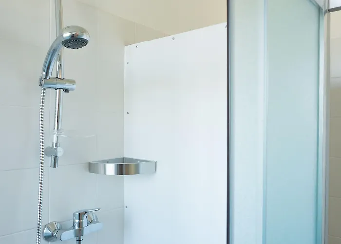 Lake Como Beach Hostel Ostello