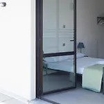 Lake Como Beach Hostel Domaso